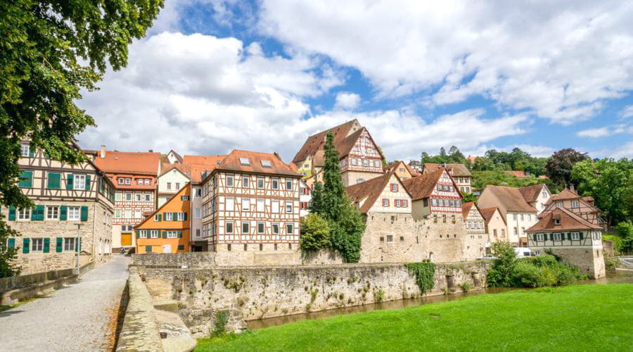 Offriamo una vasta selezione di opzioni di noleggio auto nella Schwäbisch Hall.